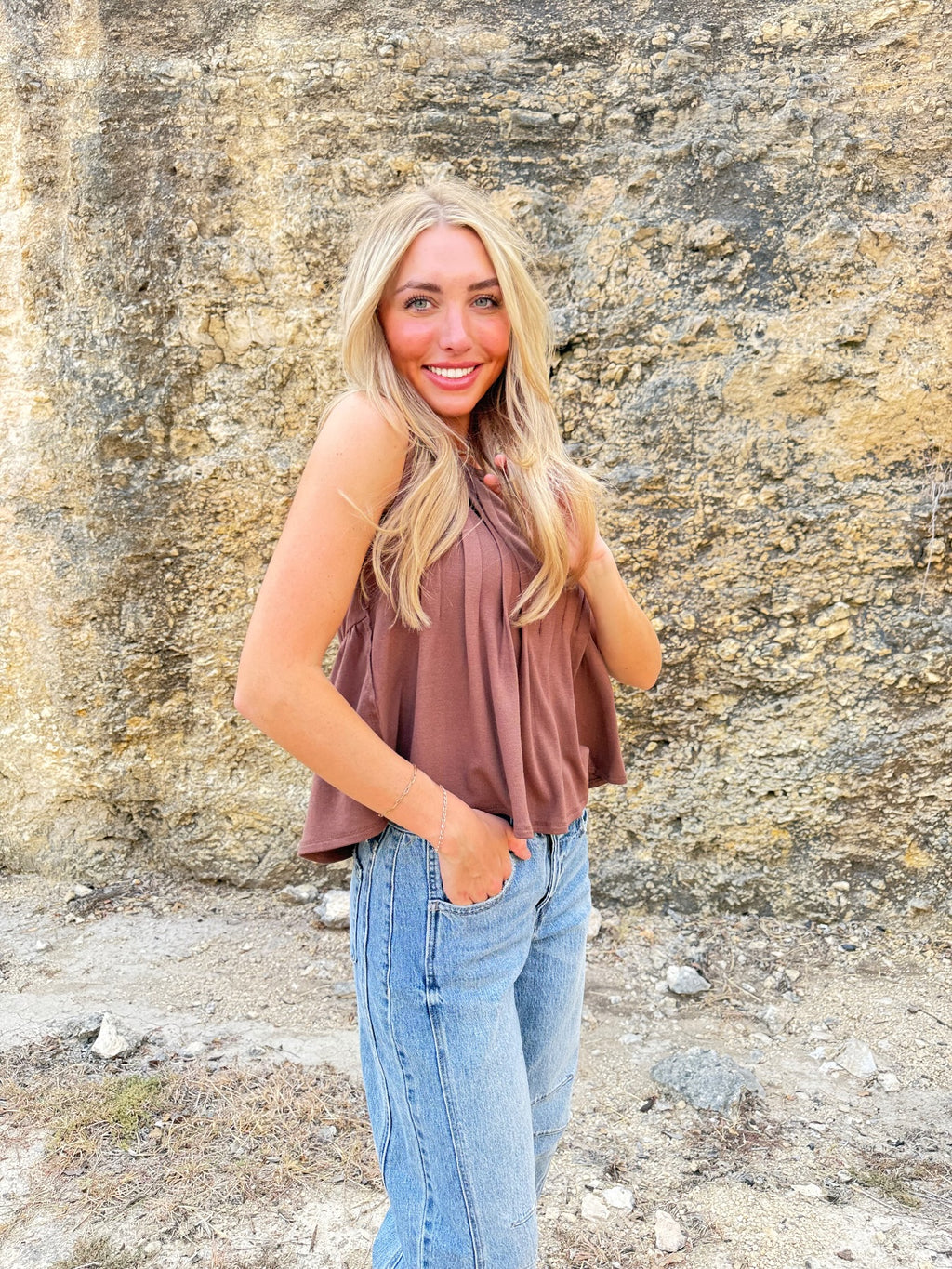 Fall Statement Tank-Mocha