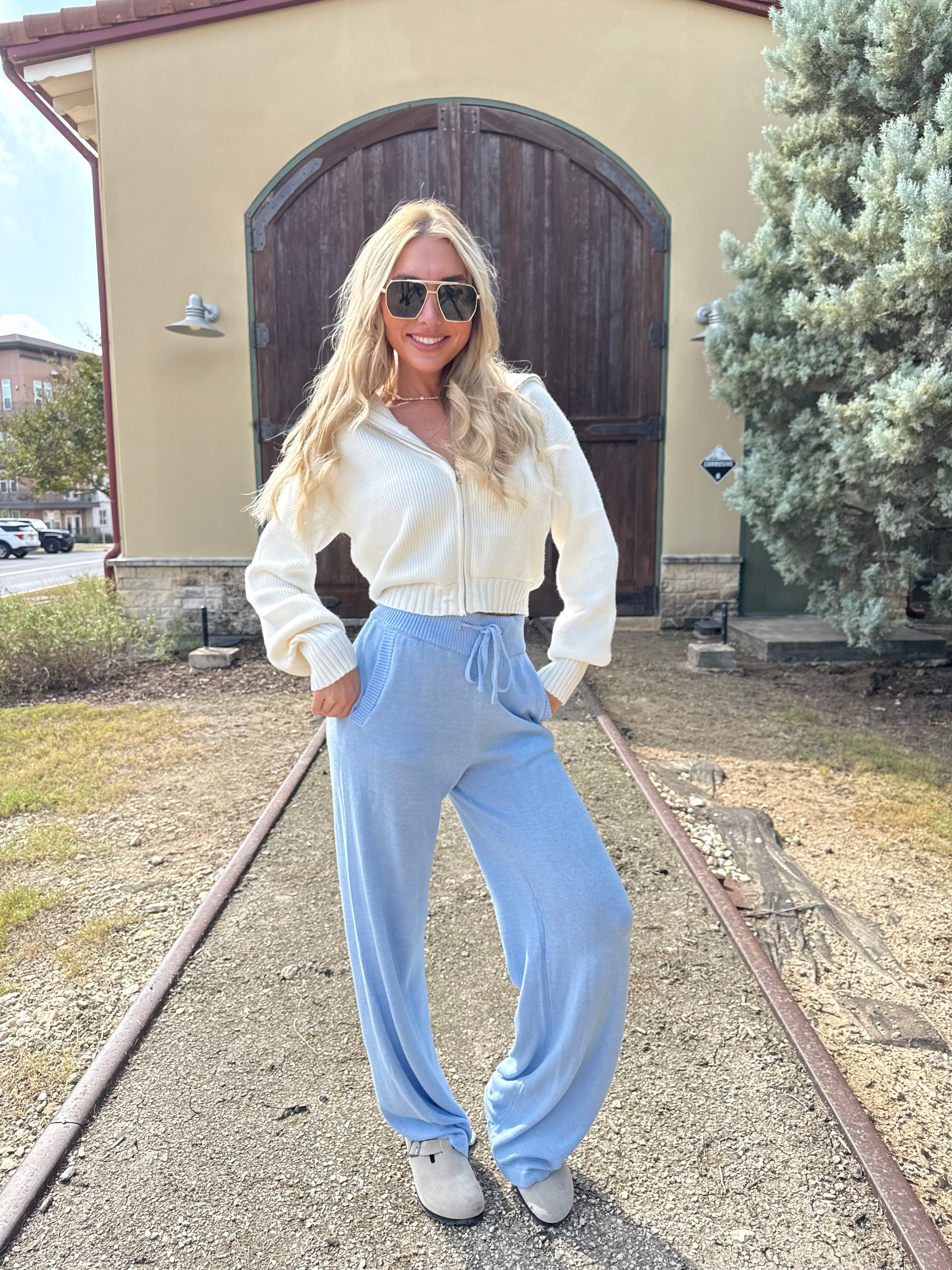 Wide Collar Zip Up Sweater