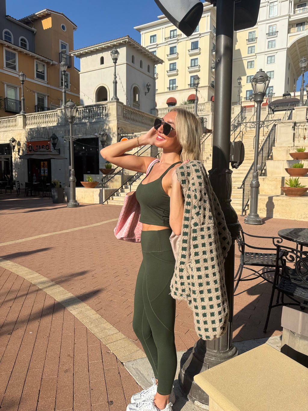 Cloud Sculp Leggings - Hunter Green